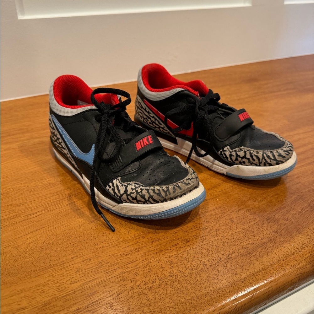 Kids Jordan Legacy